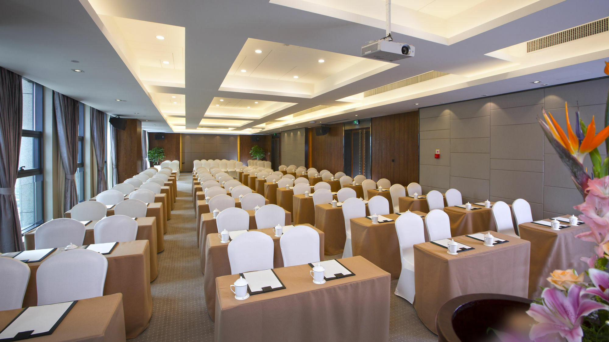 Ssaw Boutique Hotel Delan Mogan Mountain Deqing Dış mekan fotoğraf